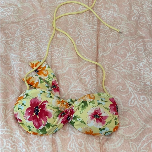 Bikini top